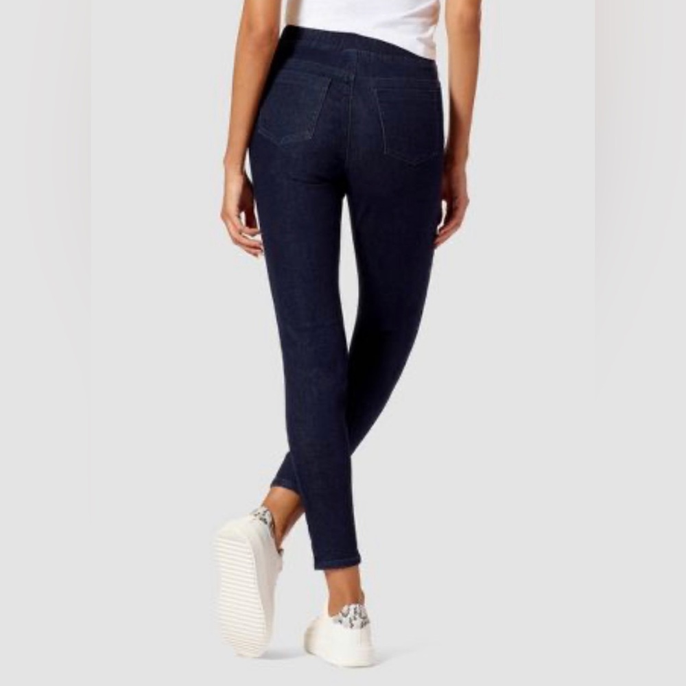 Hue Studio Women's Distressed Stretchy Denim Leggings - Midnight Rinse -… - Picture 2 of 14